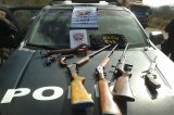 Policiais militares e civis apreendem armas e munições em Dormentes