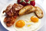 Um café da manhã rico em proteínas ajuda a emagrecer