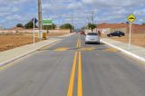 Prefeito Isaac inaugura Avenida Cristalina no bairro Codevasf