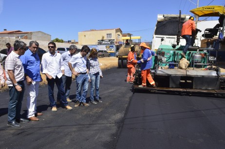 rua edivaldo pavimentada