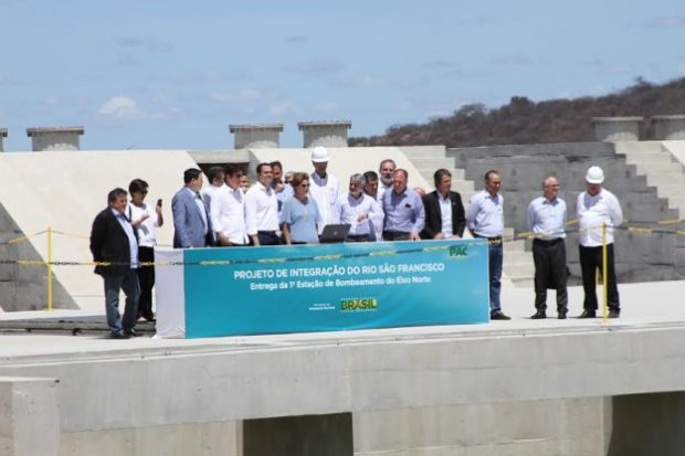 transposicao dilma aciona bomba ao lado do inimigo FBC
