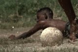Filme mostra torneio de futebol de favela ao lado do Maracanã