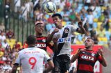 Vasco vence o Flamengo de virada e continua na luta contra rebaixamento