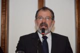 Paladinos da ética na vala