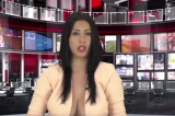 Mulher desabotoa blusa para conseguir emprego em telejornal Mulher desabotoa blusa para conseguir emprego em telejornal