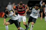 E nem aí para Guerrero! Corinthians de Love ‘gabarita’ e afasta Fla do G4