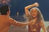 Maria Bethânia expulsa fã do palco em show