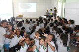 Com oficina de reciclagem, estudantes se divertem aprendendo a cuidar do meio ambiente
