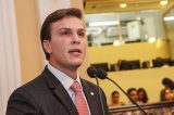 Tapa na cara do eleitor otário: Patrimônio de Miguel Coelho cresceu mais de R$ 1 milhão em dois anos. Este rapaz nunca trabalhou na vida Tapa na cara do eleitor otário: Patrimônio de Miguel Coelho cresceu mais de R$ 1 milhão em dois anos. Este rapaz nunca trabalhou na vida
