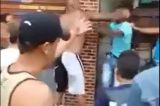 Vídeo mostra homens sendo espancados na Bahia após suposto roubo de celular