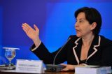 Corte no Bolsa Família pode levar ao aumento da pobreza, diz ministra