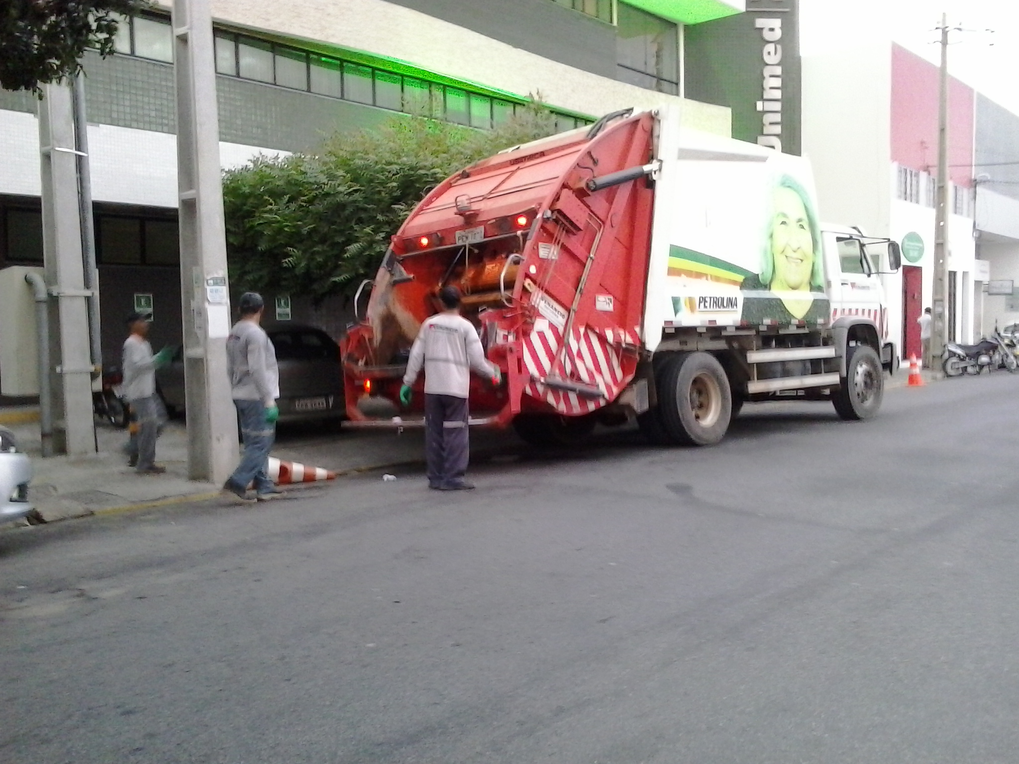 carro do lixo petrolina1
