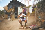 Rede de solidariedade ampara família de bebê com microcefalia
