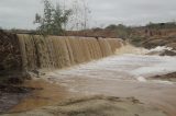 Prefeitura de Uauá recupera barragens e barreiros antes das chuvas levando alegria ao sertanejo