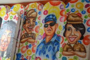 Decoração do carnaval quase toda pronta (1)