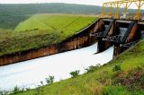 Abertura de barragem chega a 50 cm para evitar inundação