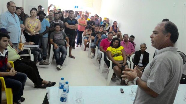 bezerra em reuniao