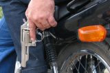 Petrolina: Dois bandidos em uma moto aterrorizam moradores da Cohab VI