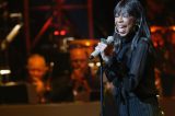 Natalie Cole, cantora e filha de Nat King Cole, morre aos 65 anos; veja um dos melhores momentos