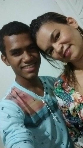 viado crente e a mae