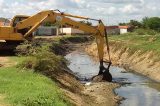 Sesp realiza limpeza no canal Mulungu e beneficia bairros Itaberaba e Tabuleiro