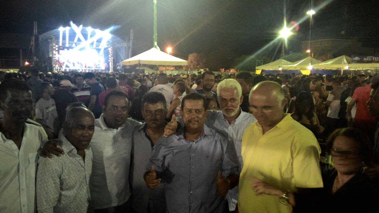 oposicao em festa