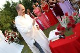 Padre realiza casamento entre homossexuais e diz que Igreja Católica é cheia de padres gays