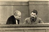 Khruschov denuncia ‘crimes de Stalin’