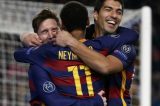 ‘Eu não iria para outro clube. Eu não jogo por dinheiro’, garante o atacante do Barcelona, Luis Suárez