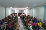 Professores participam de assembléia na APLB