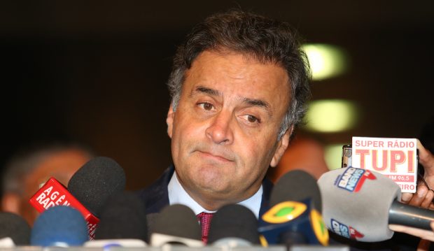 aecio cinico