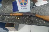 Polícia prende homem com arma de fogo após atropelar motociclista em Petrolina