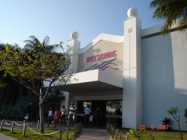 river shopping
