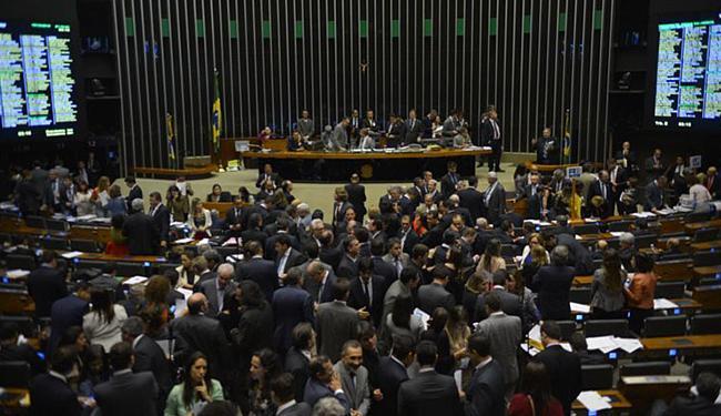 rp_650x375_plenario-da-camara-dos-deputados_1623586.jpg