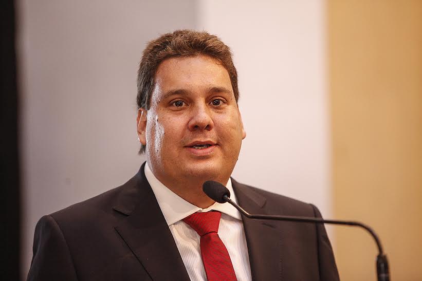 Beto Accioly1