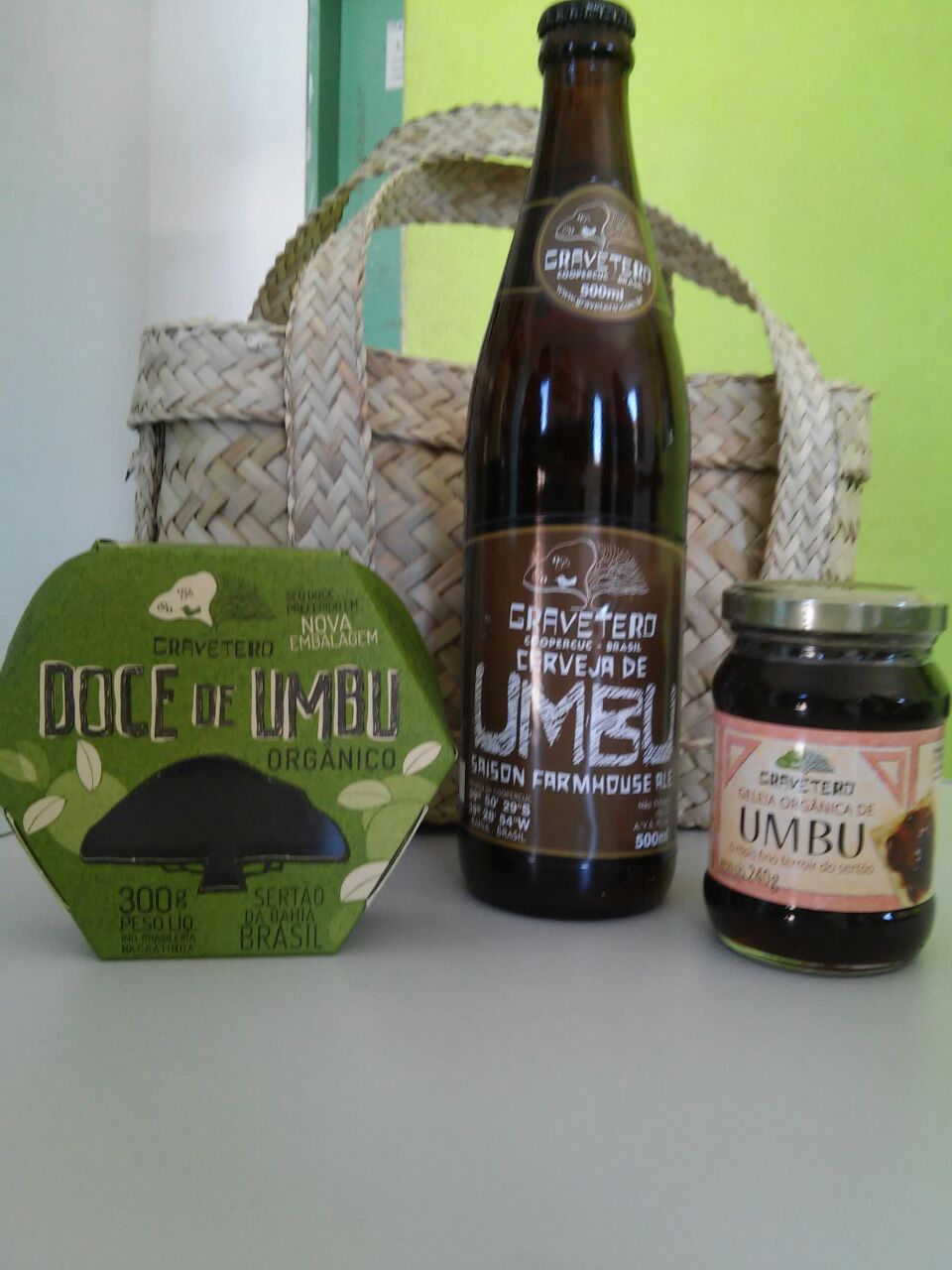 Cerveja artesanal de umbu