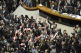 AO VIVO: Câmara vota destino de Dilma. Há atos em todo país AO VIVO: Câmara vota destino de Dilma. Há atos em todo país
