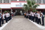 Em Nota, Direção do Colégio Dom Bosco diz que apenas solicitou à ‘ambulante que ocupasse parte oposta da calçada’