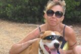 Mulher é acusada de matar marido e alimentar cachorro com a carne da vítima