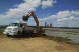 Prefeitura realiza limpeza em ruas da cidade