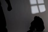 Casal é preso por roubo e corrupção de menor em Dormentes