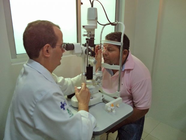 glaucoma1onsulta com exame
