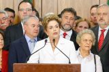 Depois de meter a mão e falir as estatais, Dilma tem o cinismo em dizer que Temer ‘rasga a CLT’