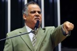 Deputado indenizará segurança por mandá-lo ir “procurar um pau pra subir”