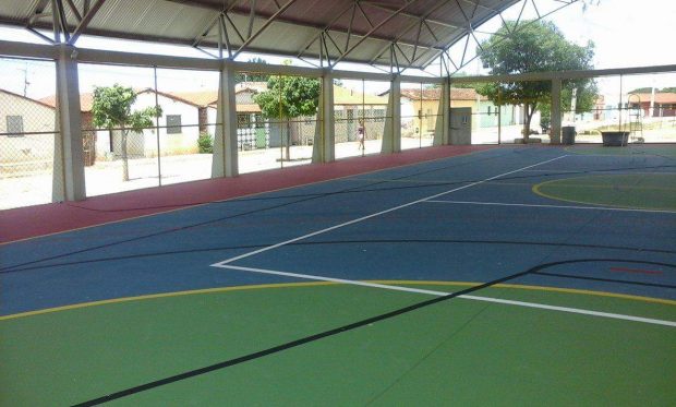 quadra coberta