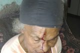 Covardia: Filha espanca mãe, uma senhora de idade