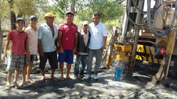 Marcos Palmeira Neguinho e Nisso na Salina do Brejo na entrega do poço