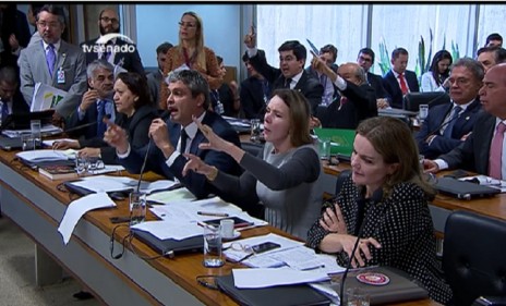bate boca senado impeachment comissao TV Senado