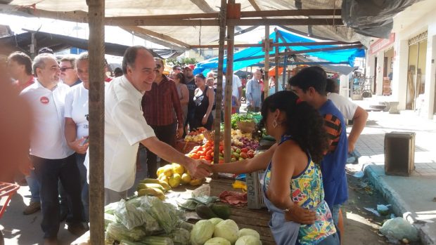 bezerra na feira1