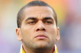 Enrascado: Daniel Alves deve R$ 4,7 milhões ao fisco espanhol